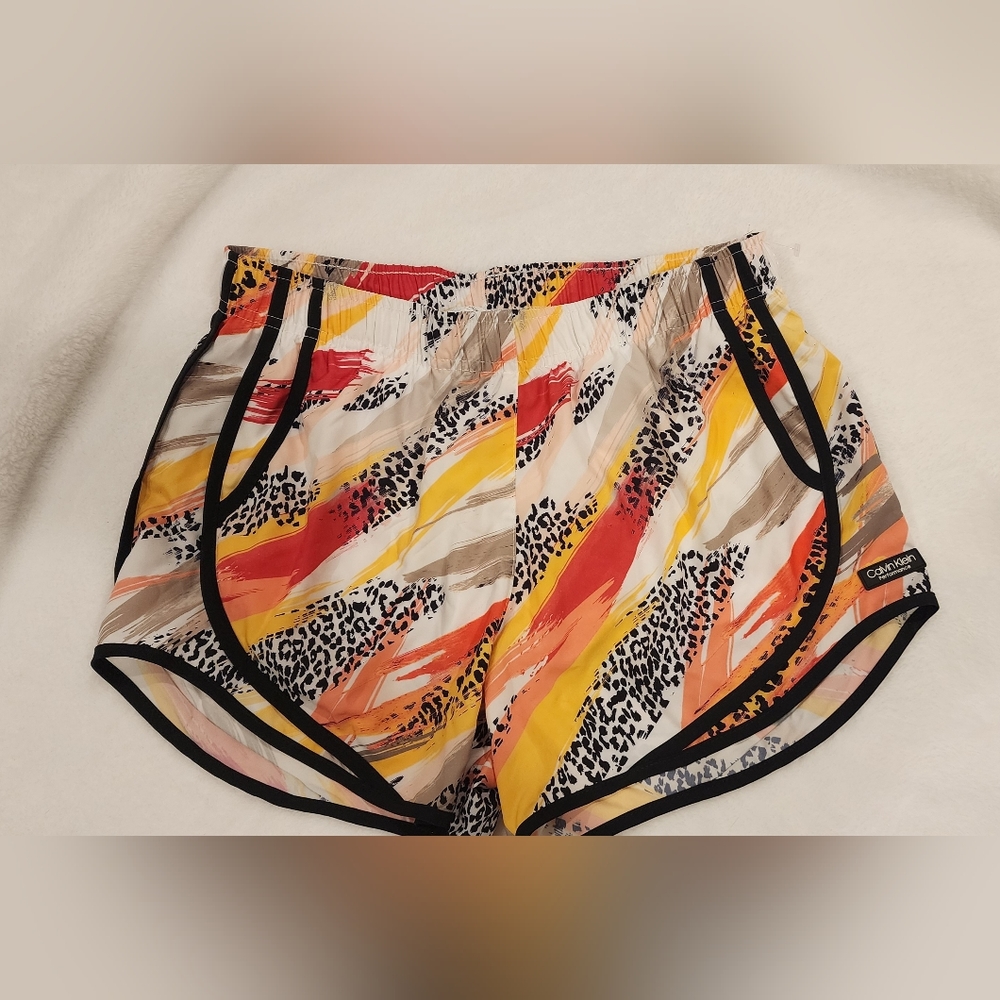 Calvin Klein Exercise shorts with pockets